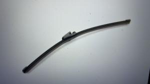  6Q6955425A LAMELA STERGATOR LUNETA 335MM VW